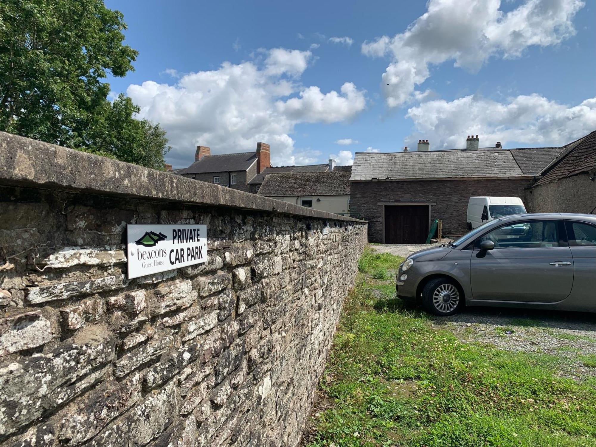 The Beacons Guest House Brecon Eksteriør billede